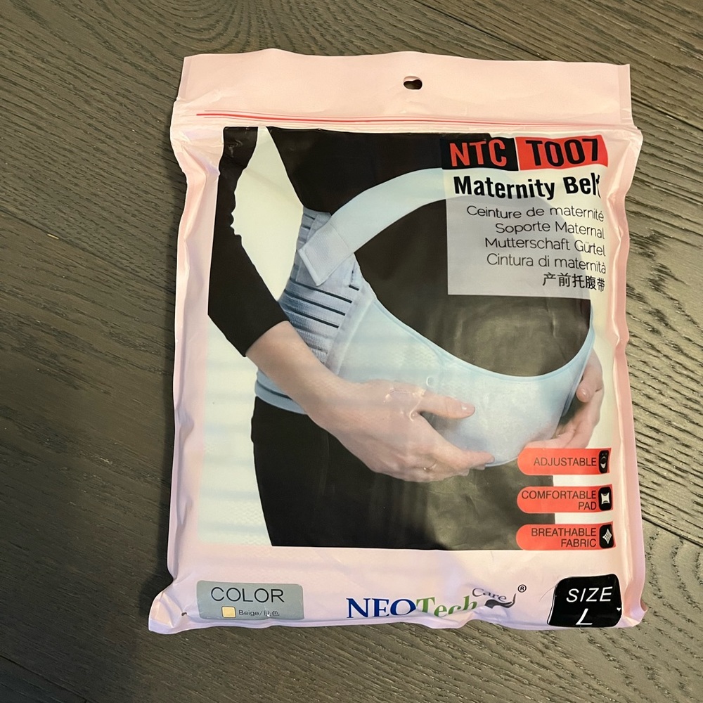 Maternity belt new in package sz large